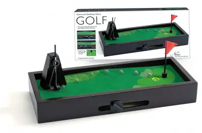 New Entertainment Desktop golfing toys