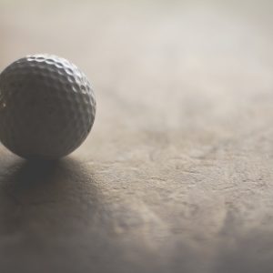 putting-golf-ball-in-rain